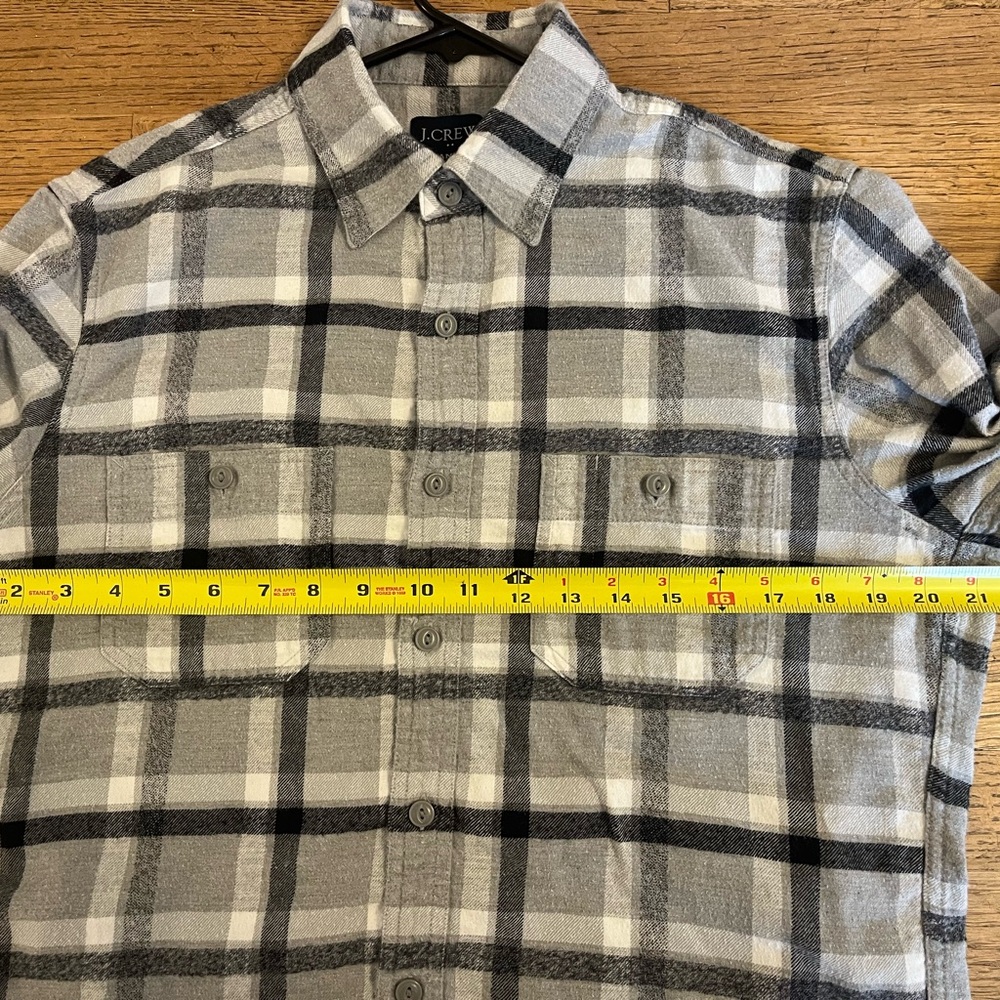 Jcrew Flannel Button Down - Picture 3 of 7